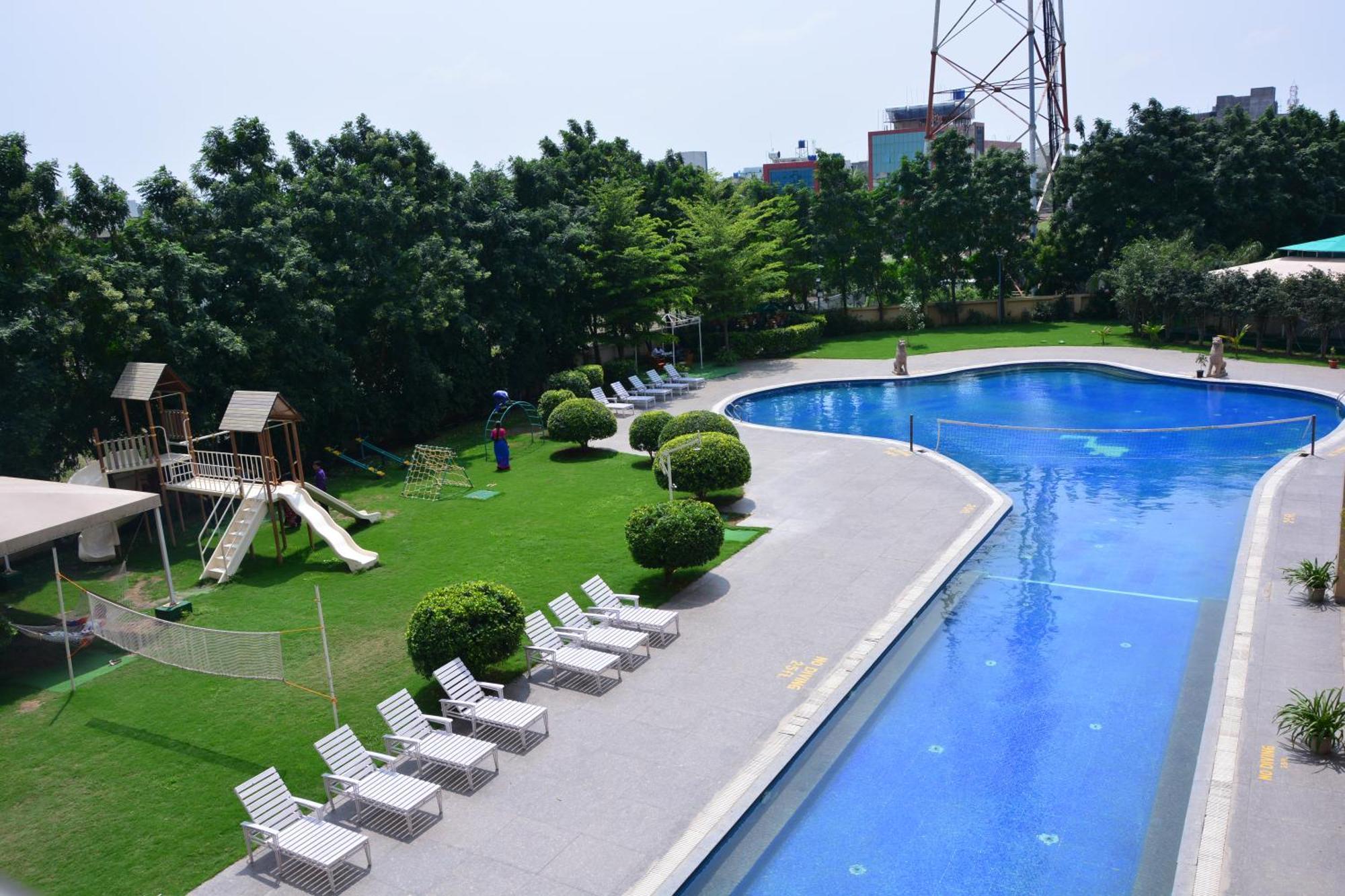 St Laurn The Spiritual Resort Shirdi Esterno foto